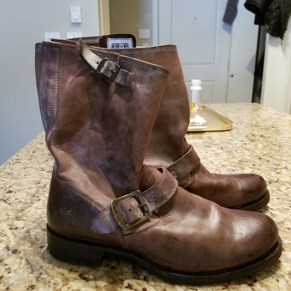 Frye veronica short